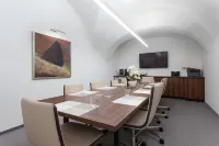 Hotel Kramer Hotels in Опава
