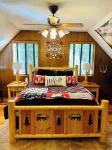 Rustic Sierra Cabin with Hiking Trail and Kids Room - Perfect Family Getaway!