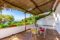 나폴리아파트먼츠의 빌라 델레 닌페에