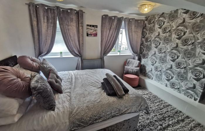 2-Bed House in Macclesfield Cheshire
