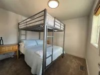 Charming log cabin Hotels in Spring Lake