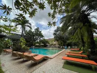 Park & Pool Resort