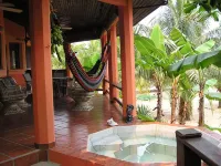 Sea, sand and serenity at Spooky Channel Hotel a Sandy Bay