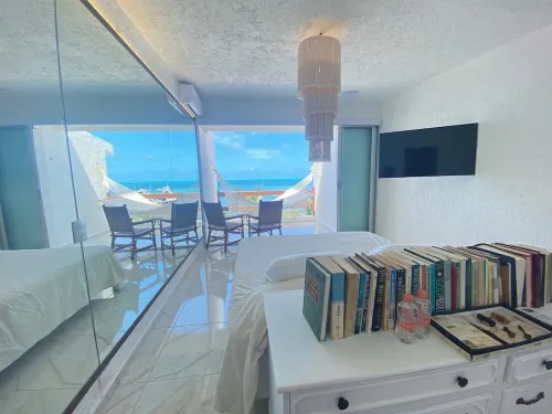 Beachfront Villa Luna: 2 Pools, tennis court, chef and 5-bedrooms w/ great views