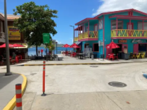 3-bedroom Beach Ranch house walking distance to Boqueron, AC, WiFi, private pool