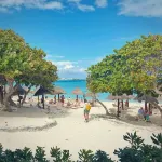 Tranquility Oasis:  Private Penthouse living with local Pool, Beach and Golf!