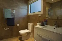 Ahi Apartment  with Tasman Sea views Hotel a Raglan