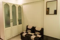 Home plus  apartment 2 modern and just three minutes walk from the beach