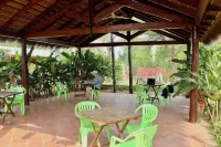 Your Personal Paradise in ZenGarden: Cozy Vacation Home for Couples in Paraguay Hotels in Nemby