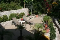 Epic views, 6-min. walk from beach, full size pool - VILLAS CASA LOMA, Suite 402 Hotels in 