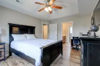 Chucks Cozy Casa a 3 BR 2.5 BA Veteran Owned Family  Friendly Retreat Hotels near Billy Dunlop Park