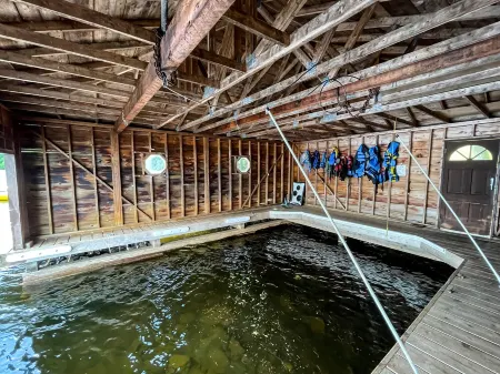 Lake Front cottage @ Muskoka