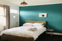 Newly refurbished apartment in Chapel Allerton Hotel a 