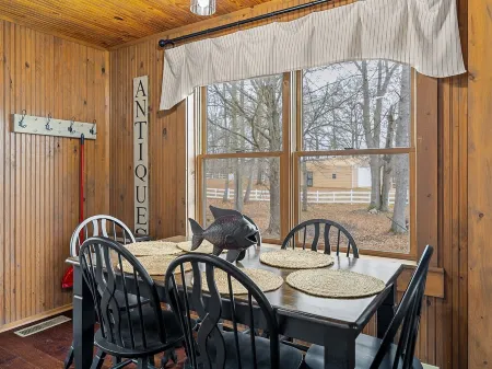 Beautiful home located on Lake Greenwood