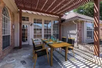 Howdy Yall-TEXAS-7 beds/Playground/Pool TableInternal name: Big Bend Allen