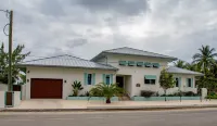 Carolina Kai - NEWLY BUILT luxury villa, private beach in Rum Point / Cayman Kai Hotels in Rum Point