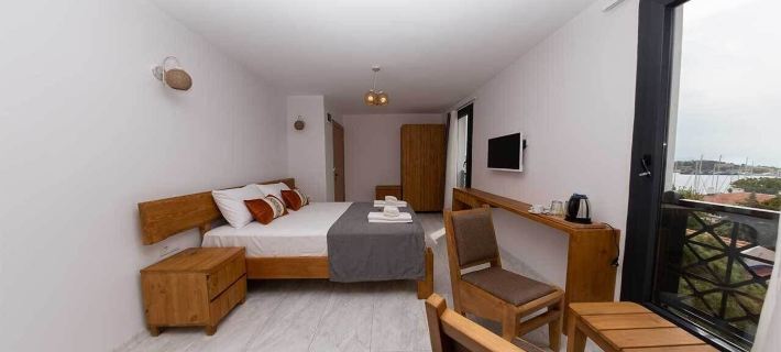 Foça Kybele Hotel di Foça