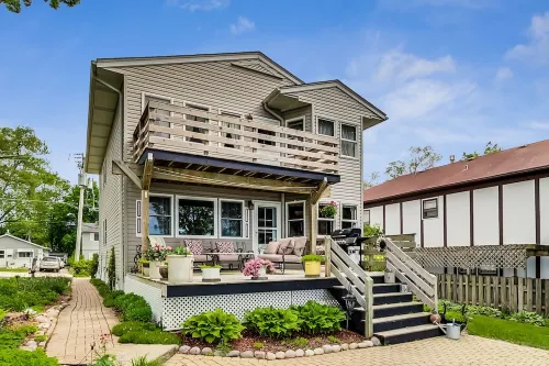 Beautiful Huge Lakefront Remodeled Home with Incredible Views