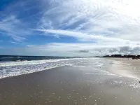Luxury Oasis Stylish Beach Condo 2bed/2bath