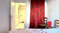 Appartement R de C, Terrasse, Parking, Proche de la mer Dans Résidence Sécurisée