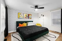 Modern Cottage - City Center Arkham Comix附近的飯店