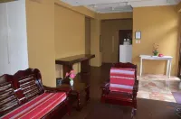 Canyon Woods Resort TAGAYTAY Area STAY Rent Furnished House and PLAY Golf Hotel a Lemery