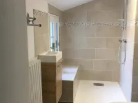 Gite for 6 to 8 people, all renovated with Jacuzzi, 20 minutes from puy du fou Hotels in Mauleon