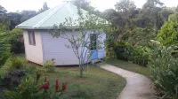 5 ecological bungalows / 1 Access disabled people / 2 bedrooms / wireless / pool Hotels in 
