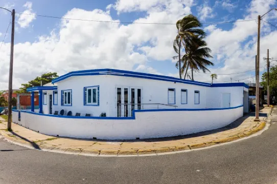 breathtaking sea view Beach FRONT very PRIVATE and quiet SOLAR POWERED