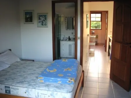 Charming gated community home in Juquehy. - 2 suites