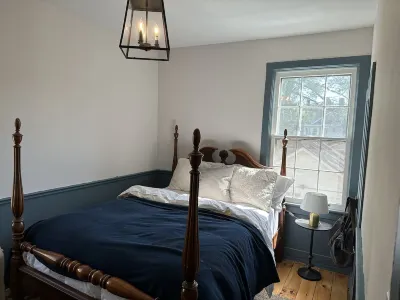 Village Apt