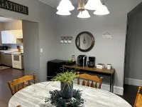 Historic 4b1b 2story Bungalow near Makoshika. Family Friendly