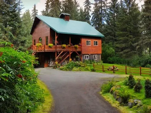 Carriage House Accommodations Hotels in Girdwood