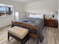 Bark And Bike Abode 3 Bedroom Home Hotels in Fruita