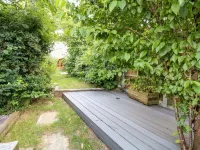 Vintner's Cottage Hotels in Broadland