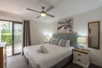 Outrigger Bay - Apartments