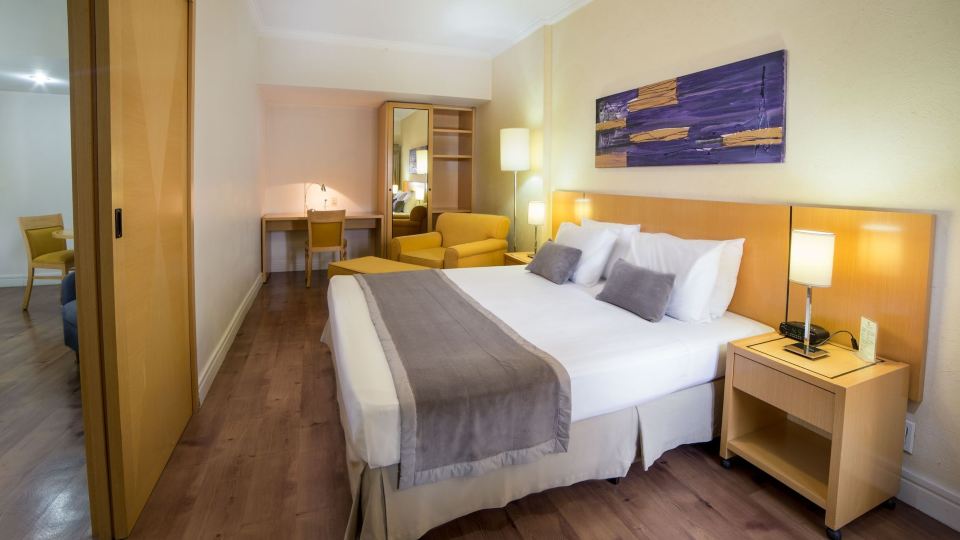 Cardum Hotel