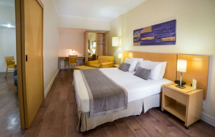 Cardum Hotel