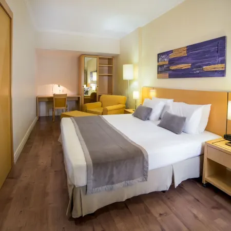 Cardum Hotel