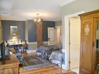 Naomi's Inn Bed & Breakfast Hotels in Springfield