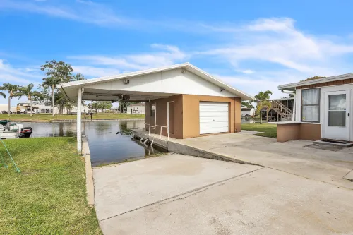 Cozy And Relaxing Fishing Retreat 3 Bedroom Home