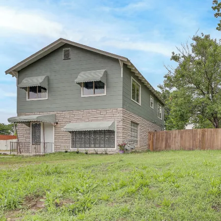 7 Mi to Dtwn Authentic Haunted Apt in Tulsa!