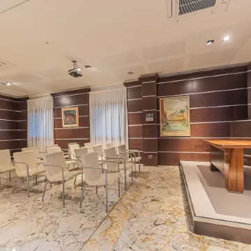 Dado Hotel International