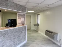 Red Carpet Inn & Suites - Danville - Motels