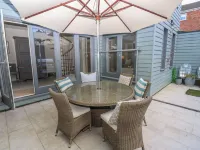 Coronation House Hotels in Seaview