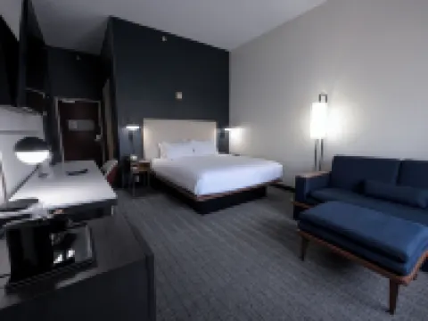 Courtyard Albany Hotels in Dougherty County