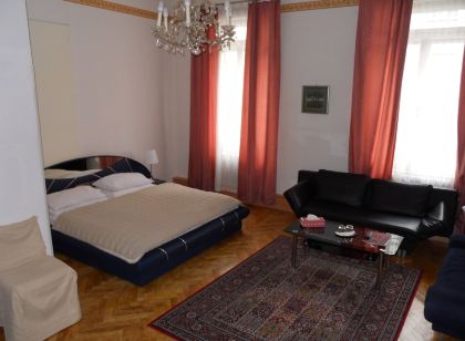 ホテル ペンション シュタットパーク