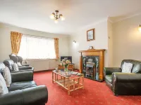 Bryn Llan Hotels in Cynwyd