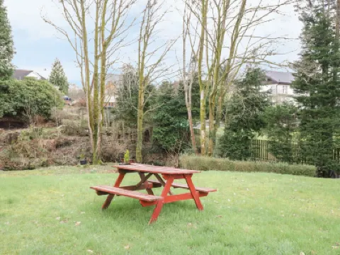 The Knowe Upper Hotels in 