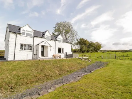 Bryndan Отели в г. Макинлет